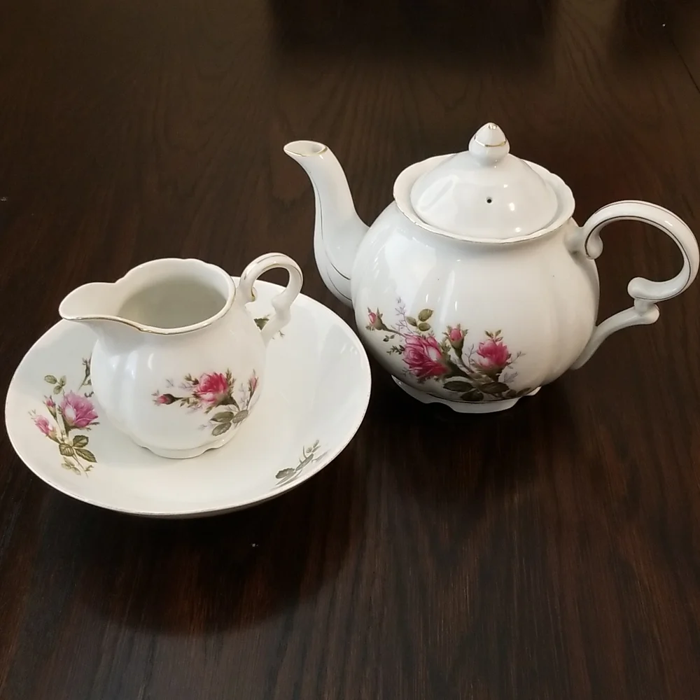 3pc Porcelain Tea Set - Picture 1 of 16